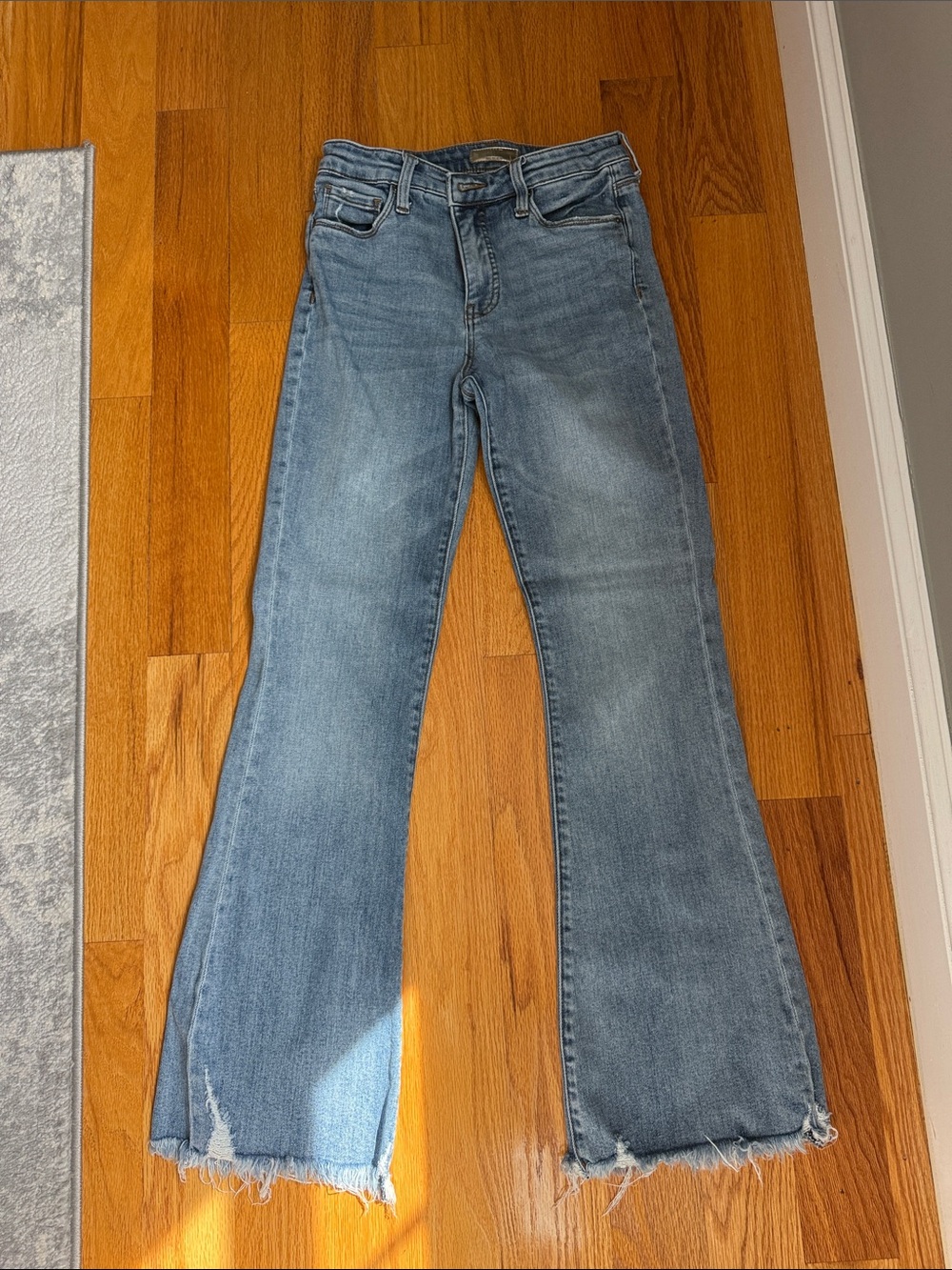 Kut from the Kloth Ana straight leg jeans